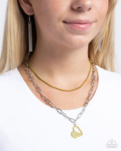 Load image into Gallery viewer, Paparazzi Love Comes and Goes... - Green necklace