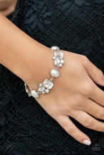 Load image into Gallery viewer, Paparazzi Fiercely 5th Avenue - Complete Trend Blend 12/21