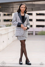 Load image into Gallery viewer, Paparazzi Fiercely 5th Avenue - Complete Trend Blend 04/22