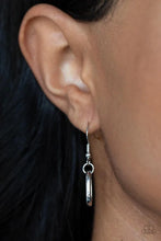 Load image into Gallery viewer, Lip Sync Links - Silver necklace