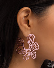 Load image into Gallery viewer, Paparazzi Floral Fame - Pink earring
