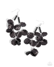 Load image into Gallery viewer, Paparazzi Coastal Century - Black earring
