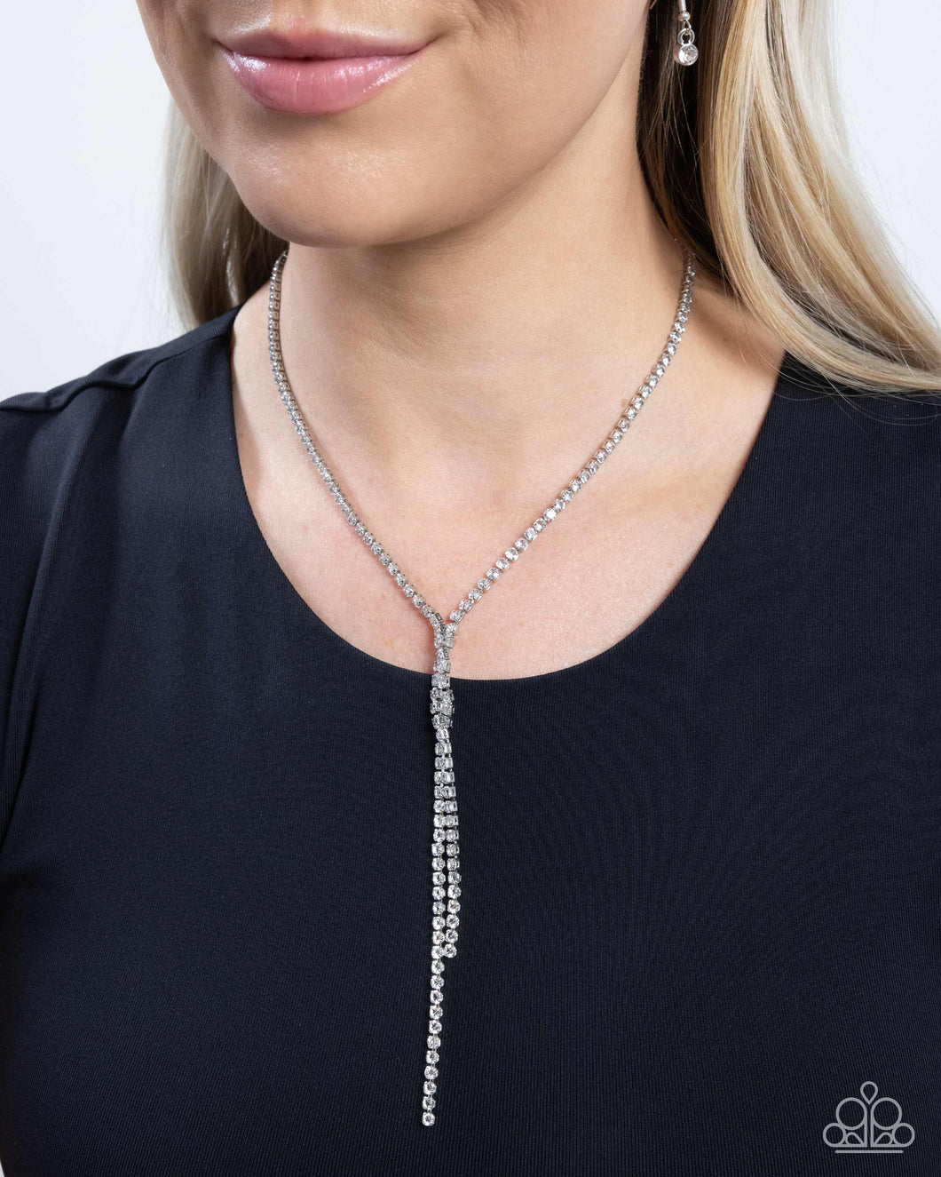 Paparazzi Timeless Team - White necklace