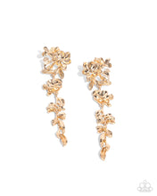 Load image into Gallery viewer, Paparazzi Generous Garden - Gold earring
