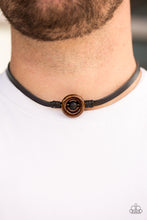 Load image into Gallery viewer, Outdoor Style - Black necklace
