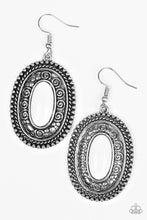 Load image into Gallery viewer, Haute Hacienda - White earrings
