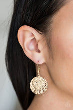 Load image into Gallery viewer, Texture Tribute - Gold earrings
