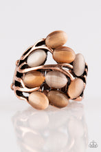 Load image into Gallery viewer, Really Starting to Glow On Me - Copper ring

