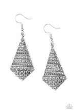 Load image into Gallery viewer, Terra Trending - Silver earrings
