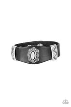 Load image into Gallery viewer, Western Romance - Black bracelet
