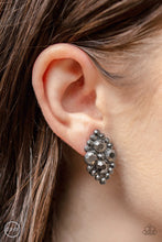 Load image into Gallery viewer, City Gardens - Black earrings
