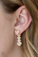 Load image into Gallery viewer, Heartthrob Twinkle - Rose gold earrings
