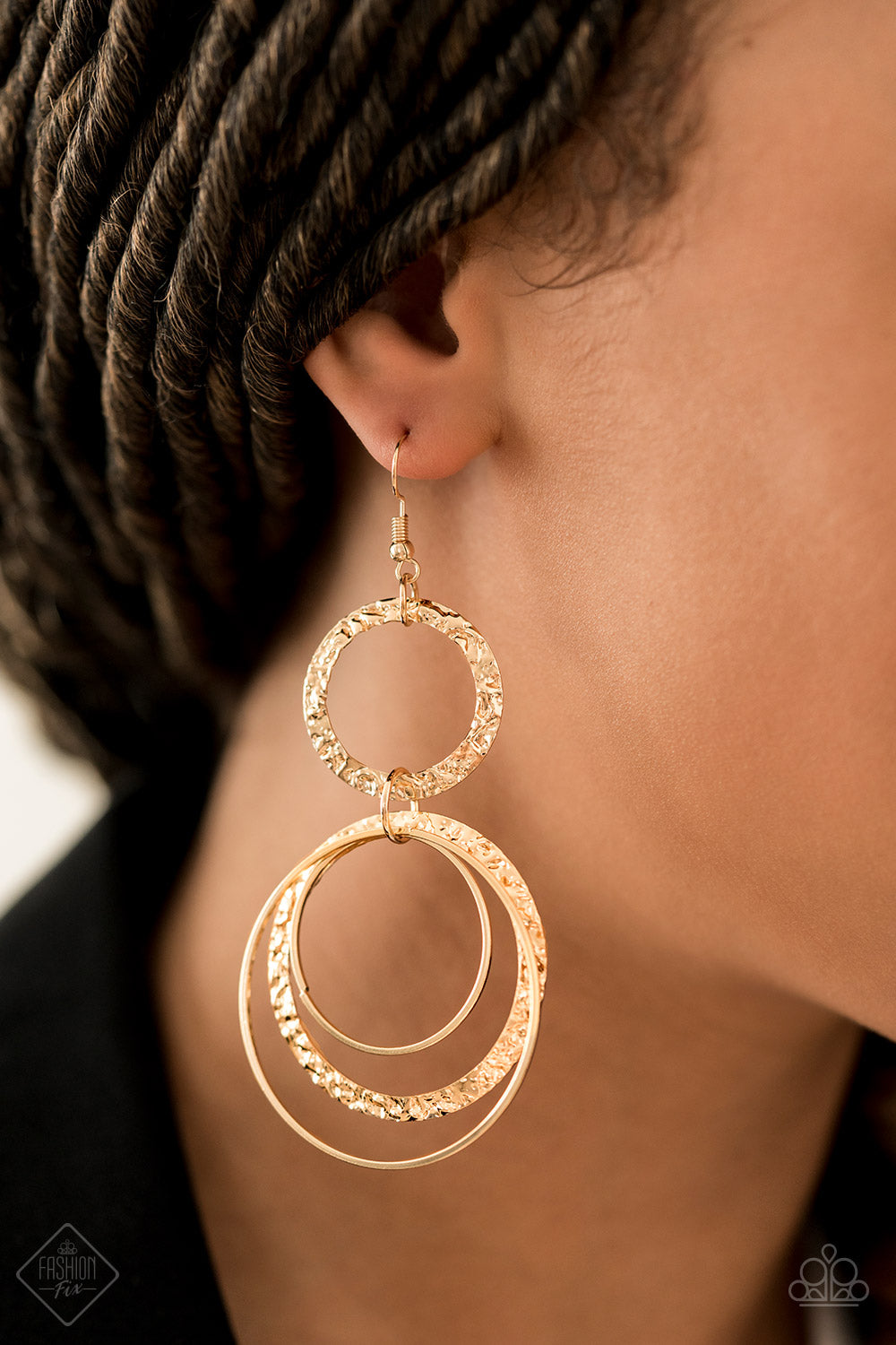 Eclipsed Edge - Gold earring