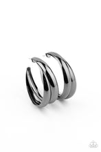 Load image into Gallery viewer, Colossal Curves - Black earrings
