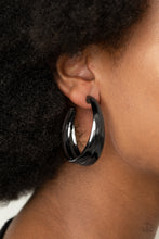 Load image into Gallery viewer, Colossal Curves - Black earrings
