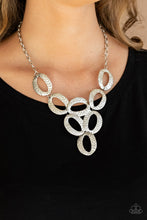 Load image into Gallery viewer, OVAL The Limit - Silver necklace
