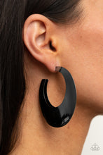 Load image into Gallery viewer, Going Oval-Board - Black earring
