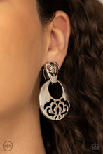 Load image into Gallery viewer, Industrial Eden - Silver earring
