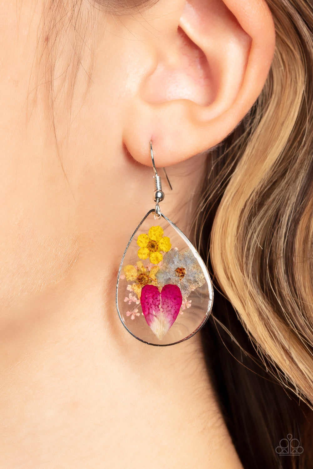 Prim and Prairie - Multi earring