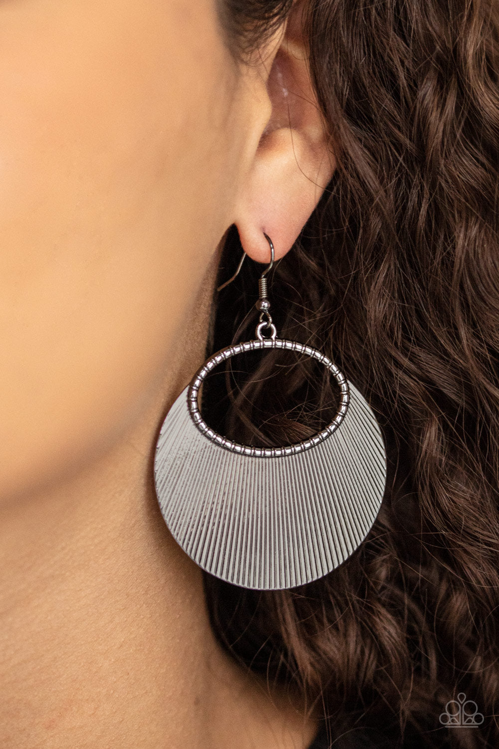 Fan Girl Glam- Black earrings