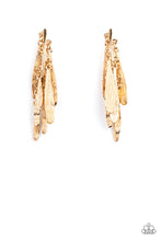 Load image into Gallery viewer, Pursuing the Plumes - Gold earring
