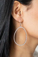 Load image into Gallery viewer, OVAL-ruled! - White earring
