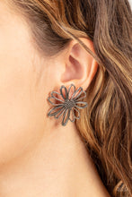 Load image into Gallery viewer, Artisan Arbor - Silver earring
