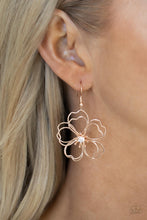 Load image into Gallery viewer, Petal Power - Rose Gold earring
