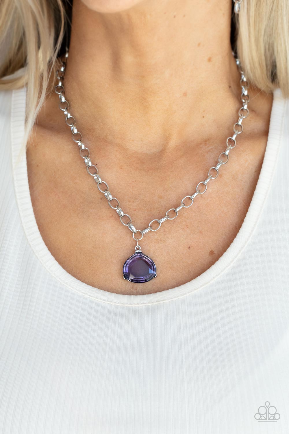 Gallery Gem - Purple necklace