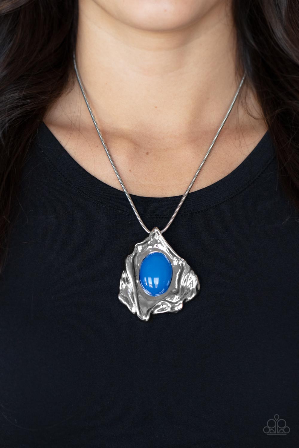 Amazon Amulet - Blue necklace