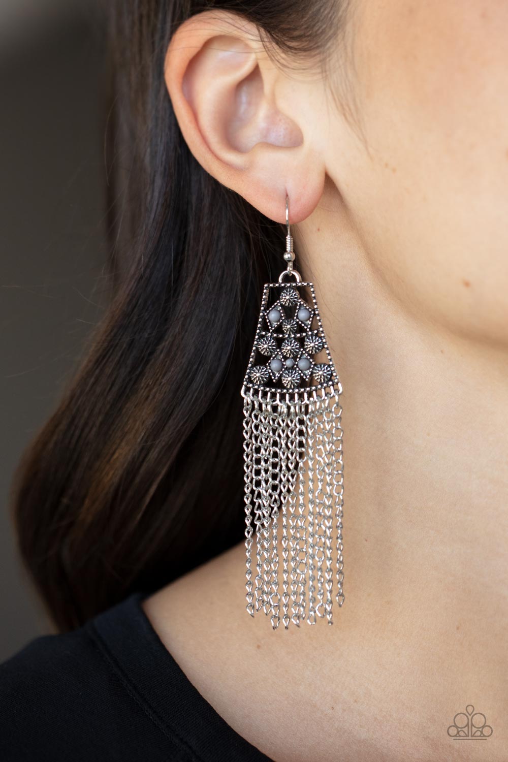 Paparazzi Cleopatras Allure - Silver earring