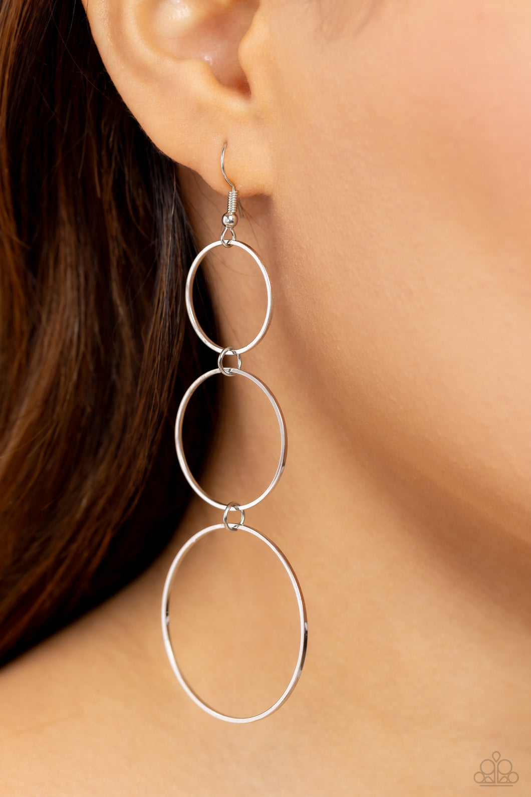 Paparazzi Urban Ozone - Silver earring