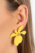 Load image into Gallery viewer, Hawaiian Heiress - Yellow earring
