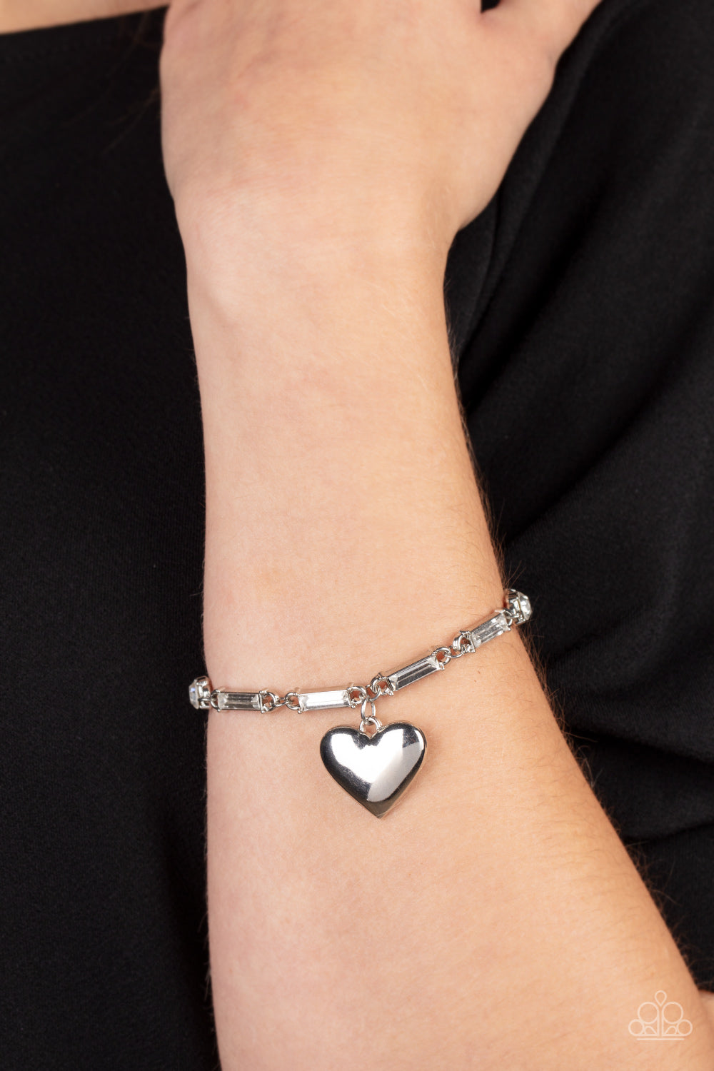 Sweetheart Secrets - White bracelet