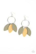 Load image into Gallery viewer, Leafy Laguna - Multi earring
