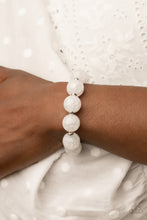 Load image into Gallery viewer, Arctic Affluence - White bracelet
