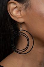 Load image into Gallery viewer, Colorfully Circulating - Black earring
