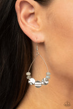 Load image into Gallery viewer, Tigris Treasure - Silver earring
