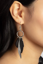 Load image into Gallery viewer, Paparazzi Primal Palette - Black earring
