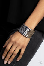 Load image into Gallery viewer, Modern Metallurgy - Black bracelet
