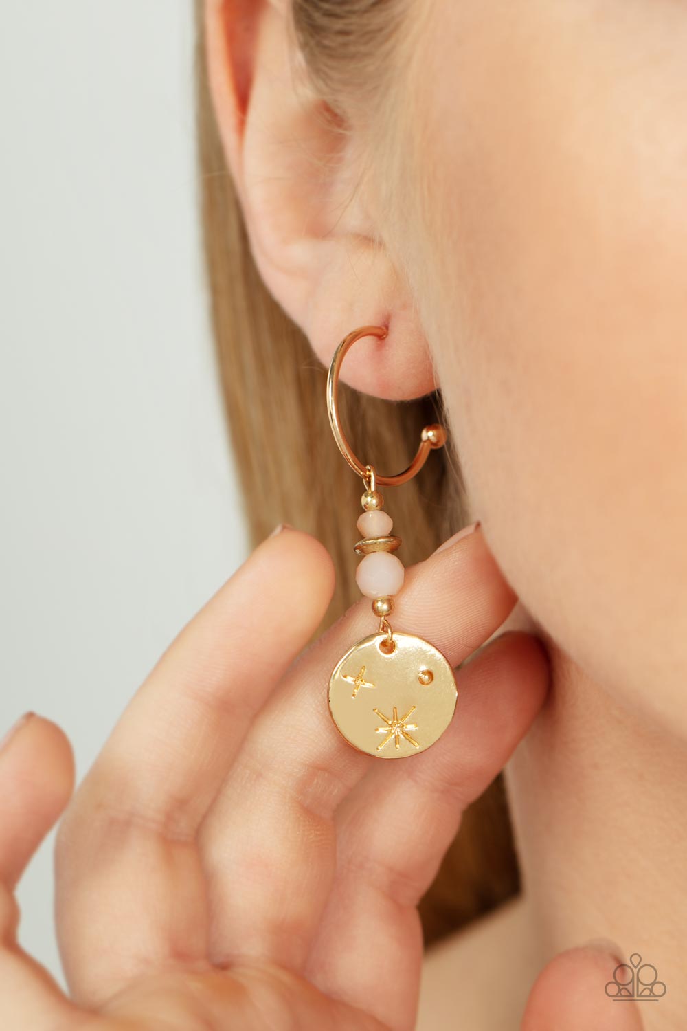 Artificial STARLIGHT - Gold earring