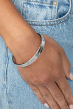 Load image into Gallery viewer, Paparazzi I Stand All Amazed - Silver bracelet
