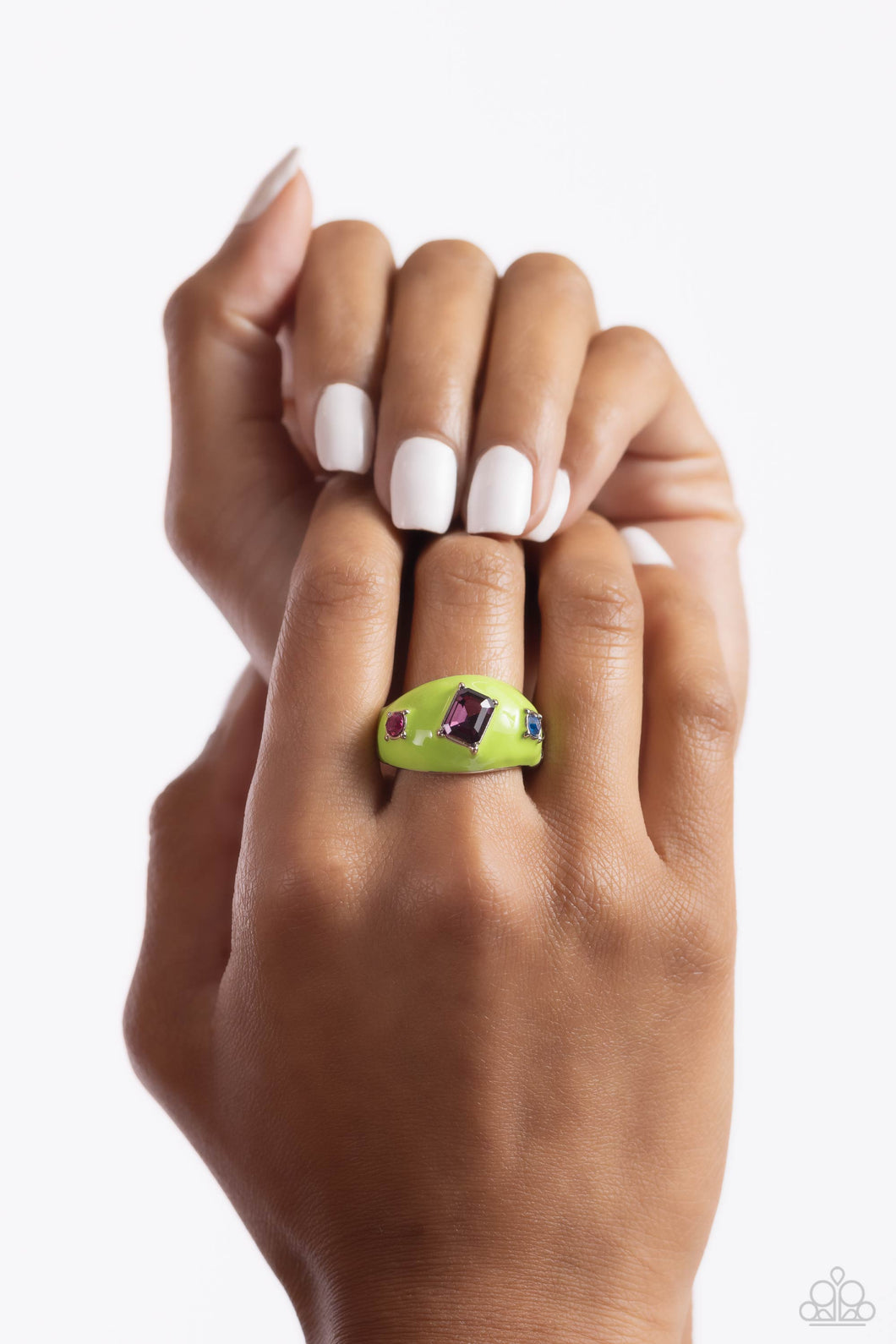 Paparazzi Blinding Behavior - Green ring