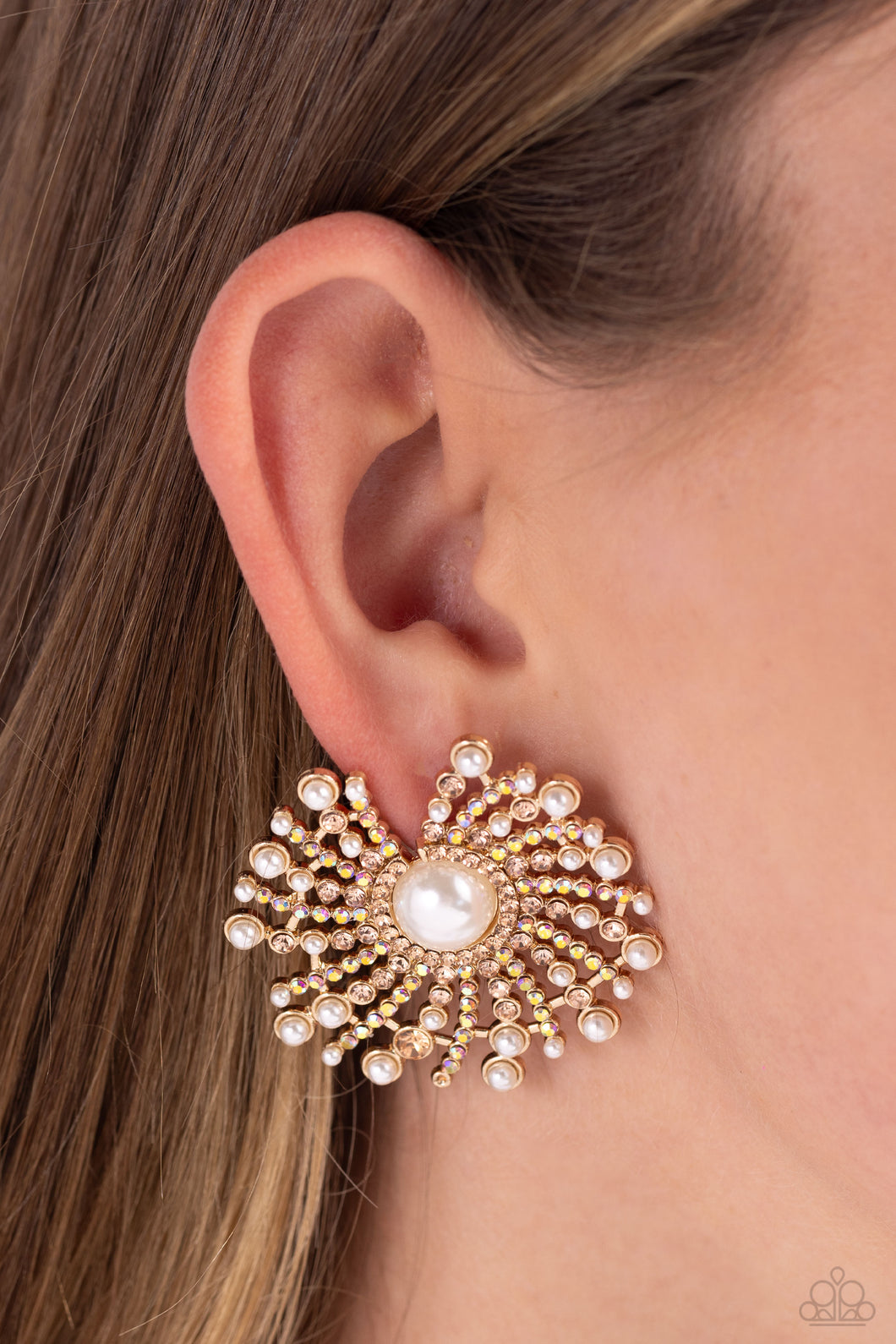 Paparazzi Fancy Fireworks - Gold earring