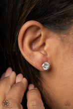 Load image into Gallery viewer, Paparazzi Just in Timeless - Gold earring
